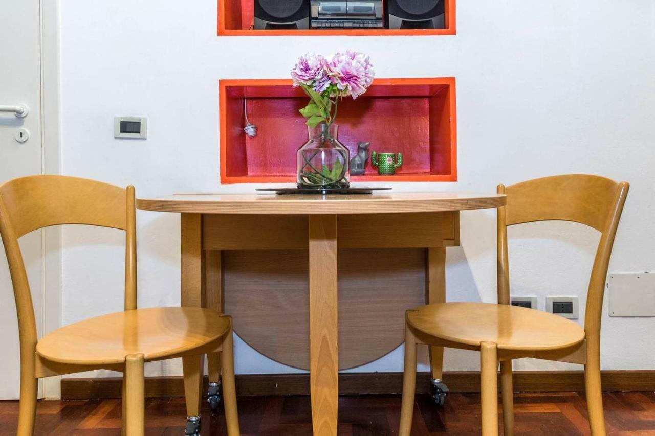 Altido Colorful Studio For 2 Close To Sforzesco Castle Милан Экстерьер фото