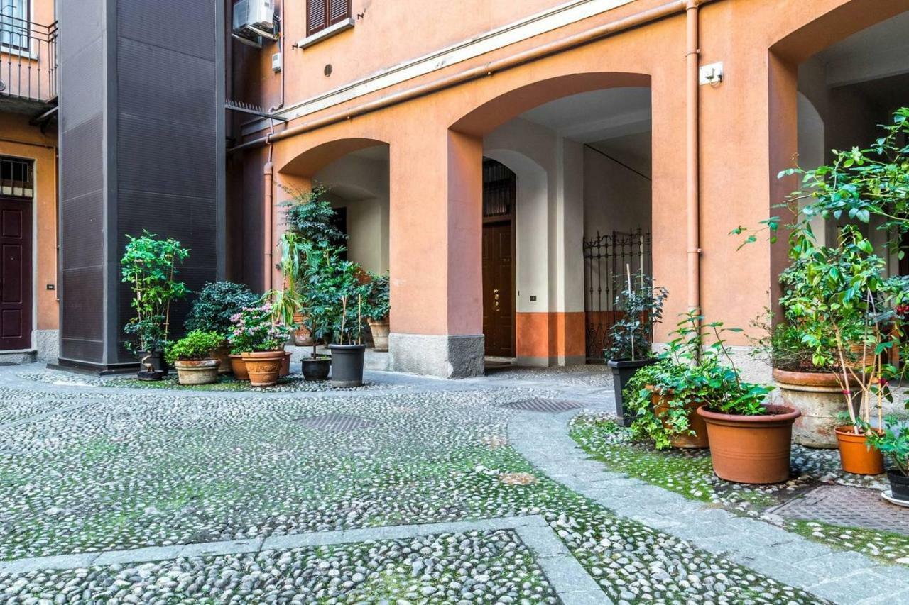 Altido Colorful Studio For 2 Close To Sforzesco Castle Милан Экстерьер фото